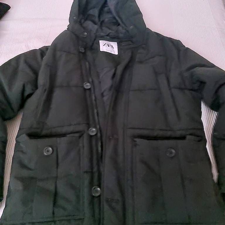 Vestes: Schwarze Jacke – D'occasion à Bellikon par Anithom