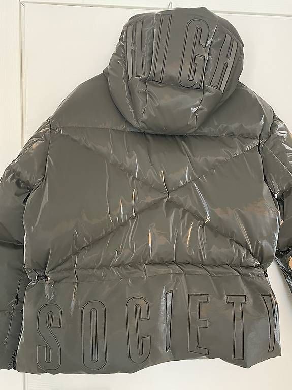 Giacche: High Society Glossy Puffer Jacket size XL – Usato da Ponte Tresa venduto da coc_nnf5 1