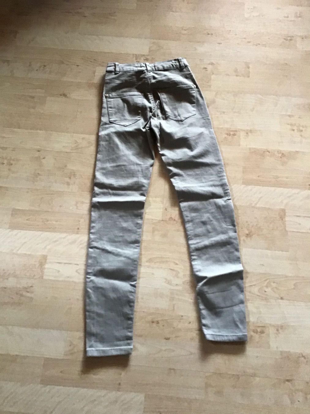 Pantaloni: Hosen "Bershka" Gr. 32... – Usato da Uetendorf venduto da Koh0 1