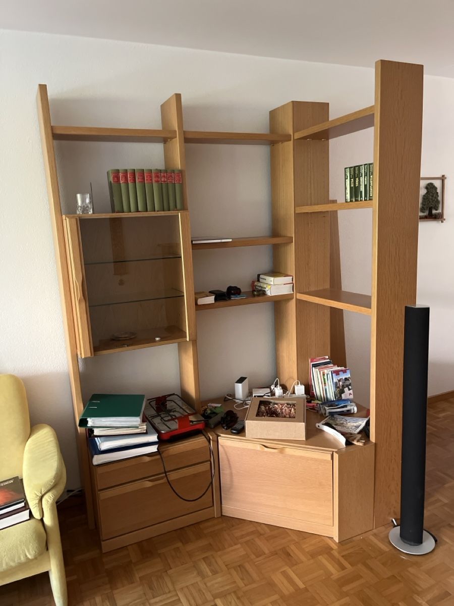 Étagères: Wohnzimmerwand/Bücherregal Buche hell – D'occasion à Dussnang par jacabi1 1
