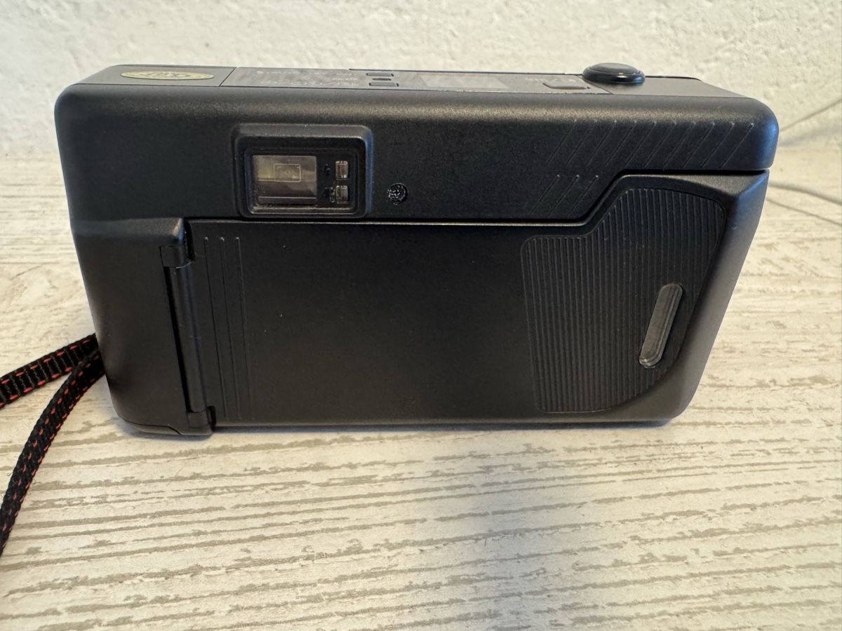 Nikon Kamera: Nikon tw2 kompaktkamera – Gebraucht aus Zunzgen von milesdavis76 3