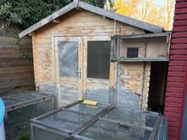 Hasenstall mit Balkon