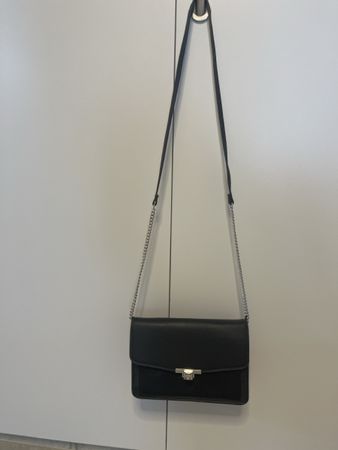 Handtasche schwarz 