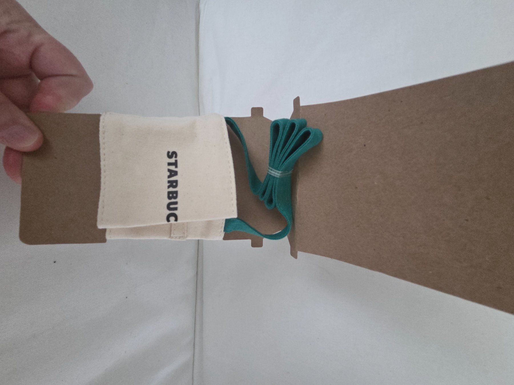 Altro in  Abbigliamento & Accessori: Starbucks Coffee Cup Holder with Strap – Nuovo e nell'imballaggio originale da Zürich venduto da adibloech 3