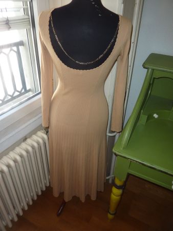 robe longue taille M dos nus marque SANDRO  femme mi-saison
