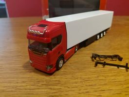 Herpa Scania CS mit Kühl Auflieger 1:87
