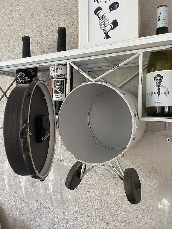Regale: Weingestell Flieger – Gebraucht aus Flawil von milenabe 2