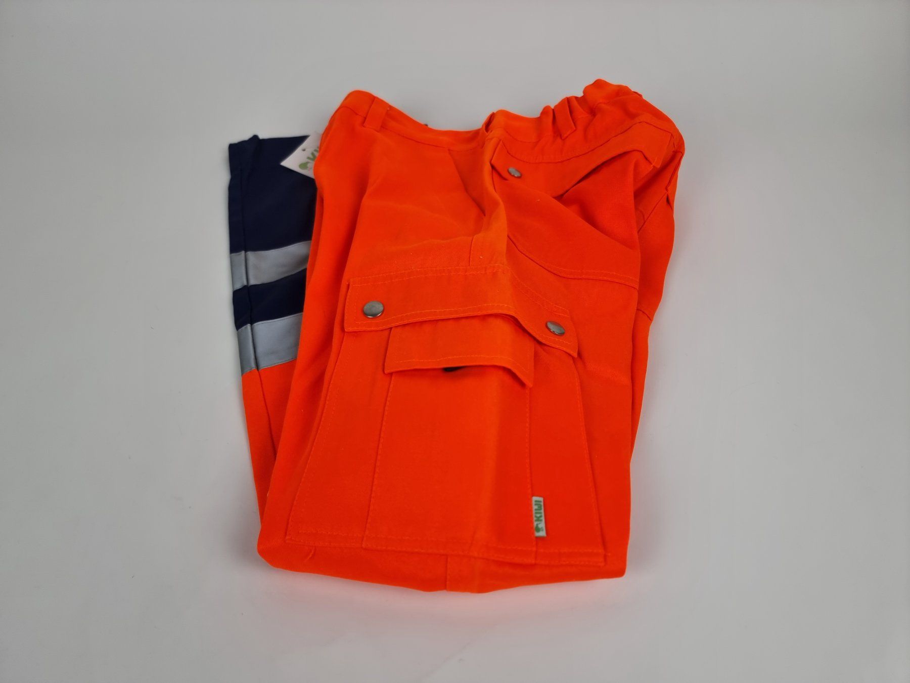Pantalons: Arbeitshose KIWI orange – D'occasion à Urtenen-Schönbühl par Restwert_Schoenbuehl 3