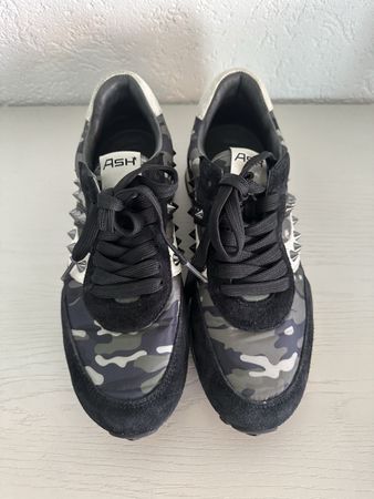 Baskets ASH camouflage cloutées