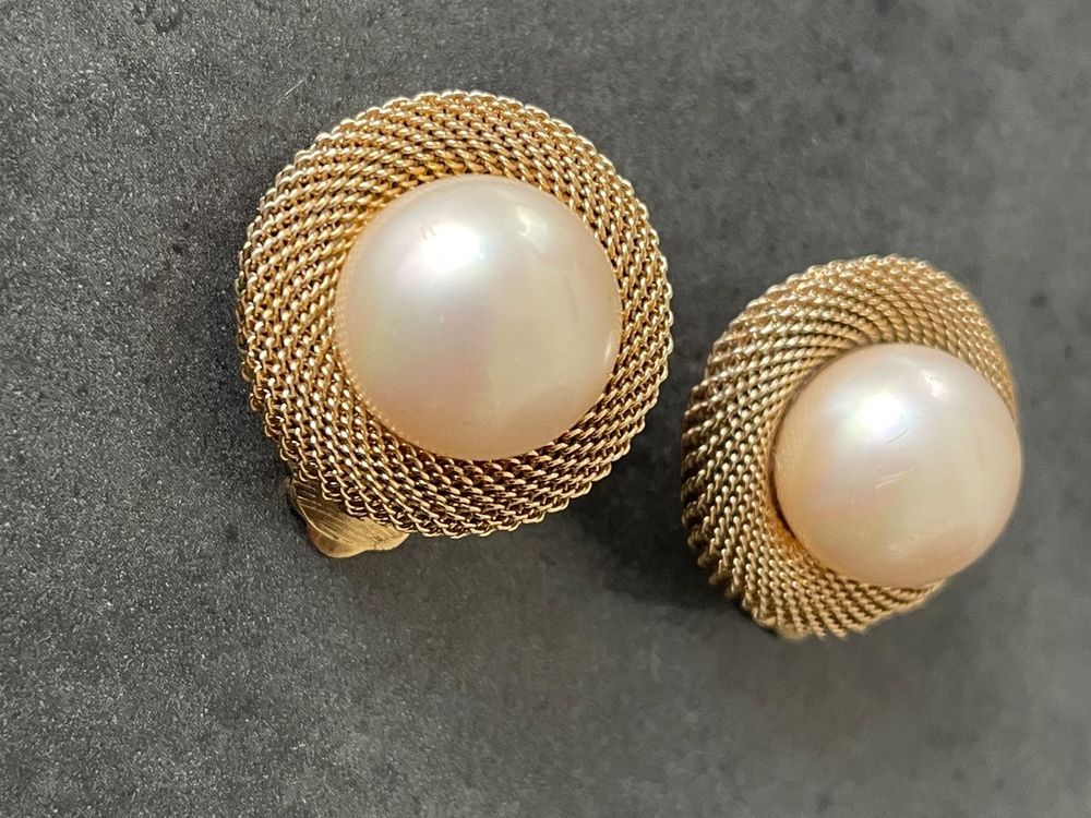 dior ohrringe hängend