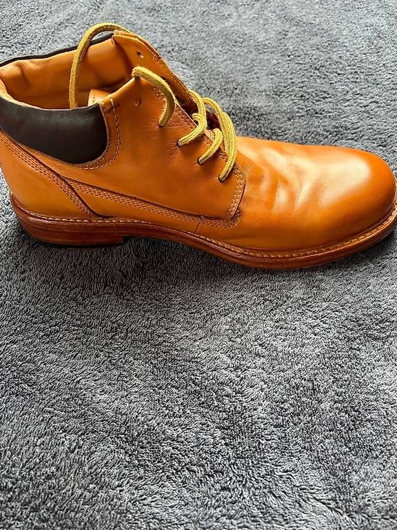 Scarpe da uomo: Herrenschuh Büffelleder Grösse 43.5 – Usato da Zürich venduto da web_6qvd 2