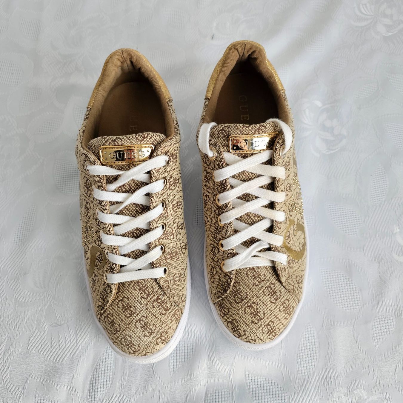 Guess Damenschuhe: *GUESS *Damen Sneaker Gr. 41 – Gebraucht aus Bronschhofen von Xena37 5