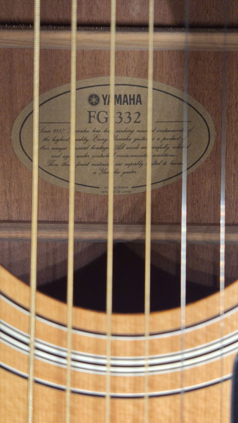 Yamaha Strumenti musicali: Western Gitarre Yamaha FG-332 – Usato da Winterthur venduto da NorrSydGuitars 9