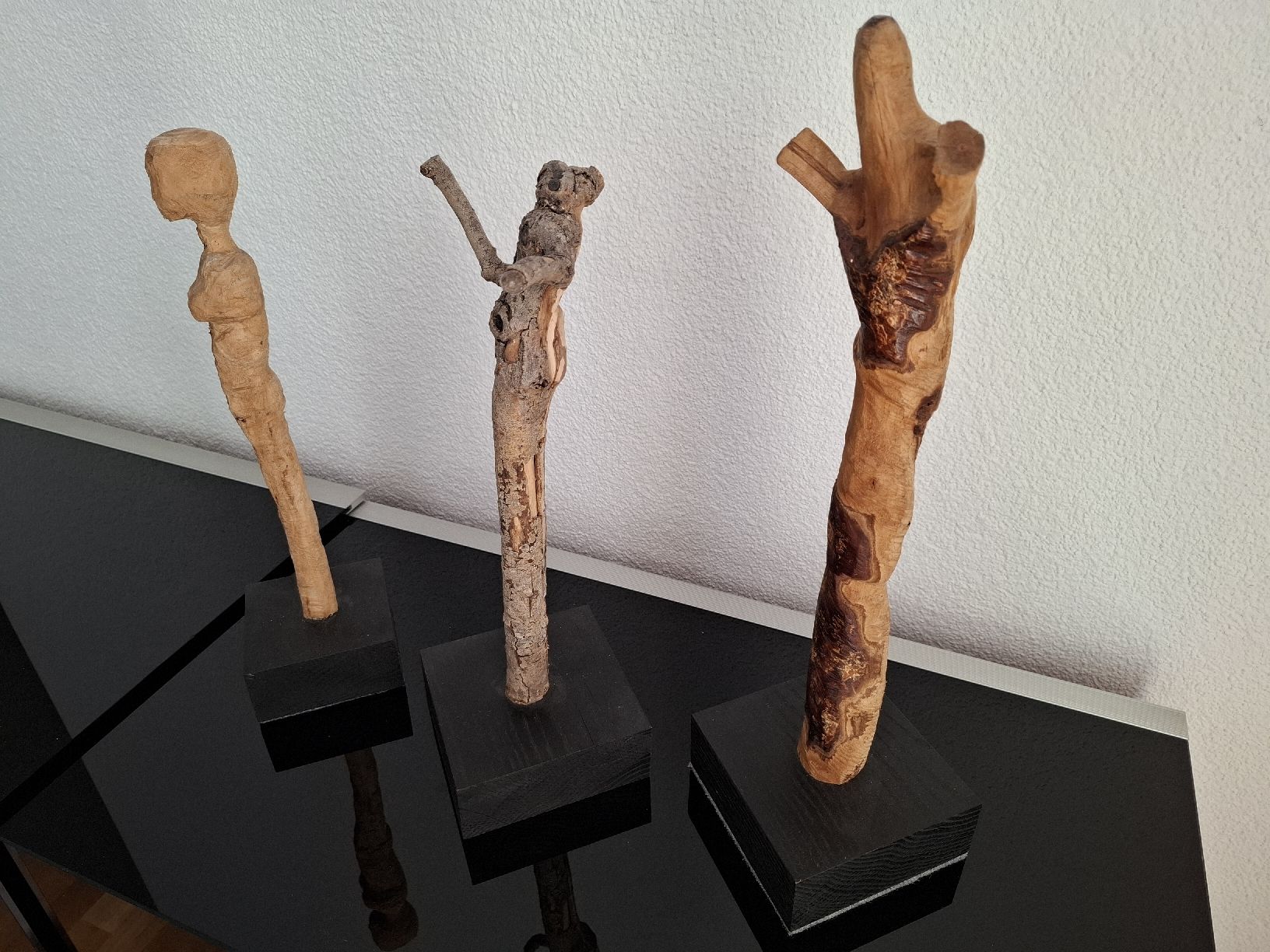 Skulpturen & Statuen: 3 Kunstgegenstände / Holzstatuen  – Gebraucht aus Horw von Supervannie 1
