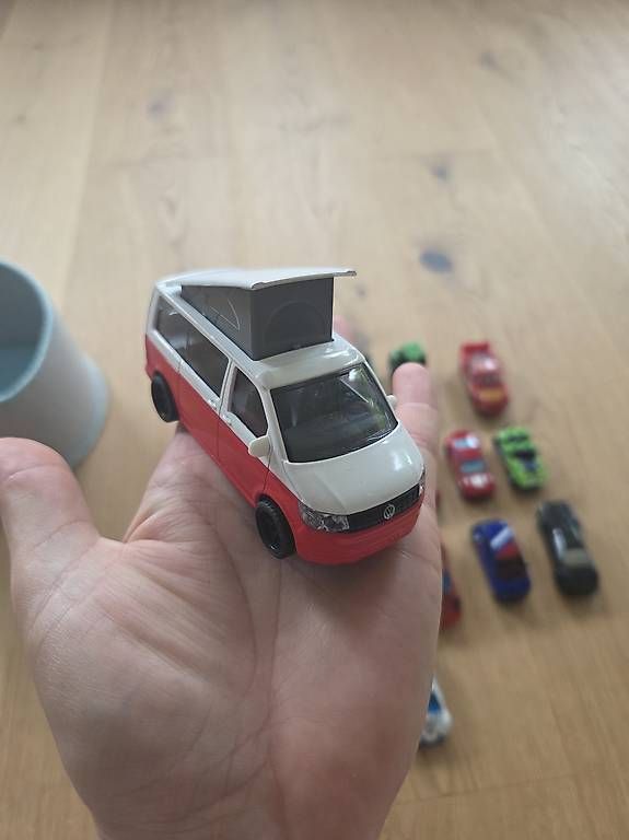 Giocattoli: Spielzeug Autos – Usato da Jona venduto da pau_g7rc
