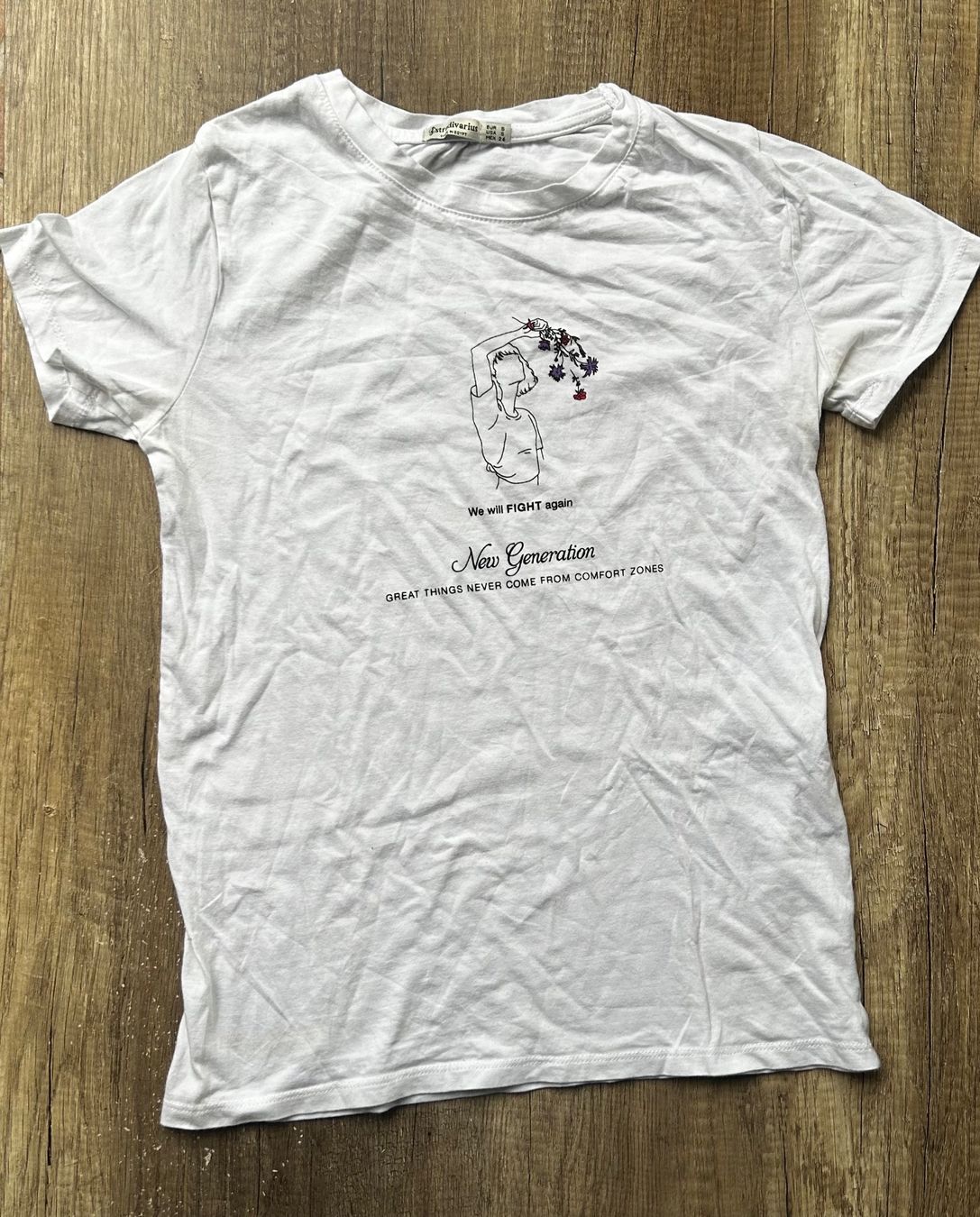 Stradivarius T-shirt: T-Shirt Stradivarius Weiss Grösse S – Usato da Basel venduto da likeitbuyit