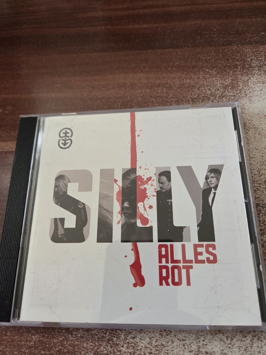 CDs: Silly - Alles Rot – Gebraucht aus Wattenwil von Mage66