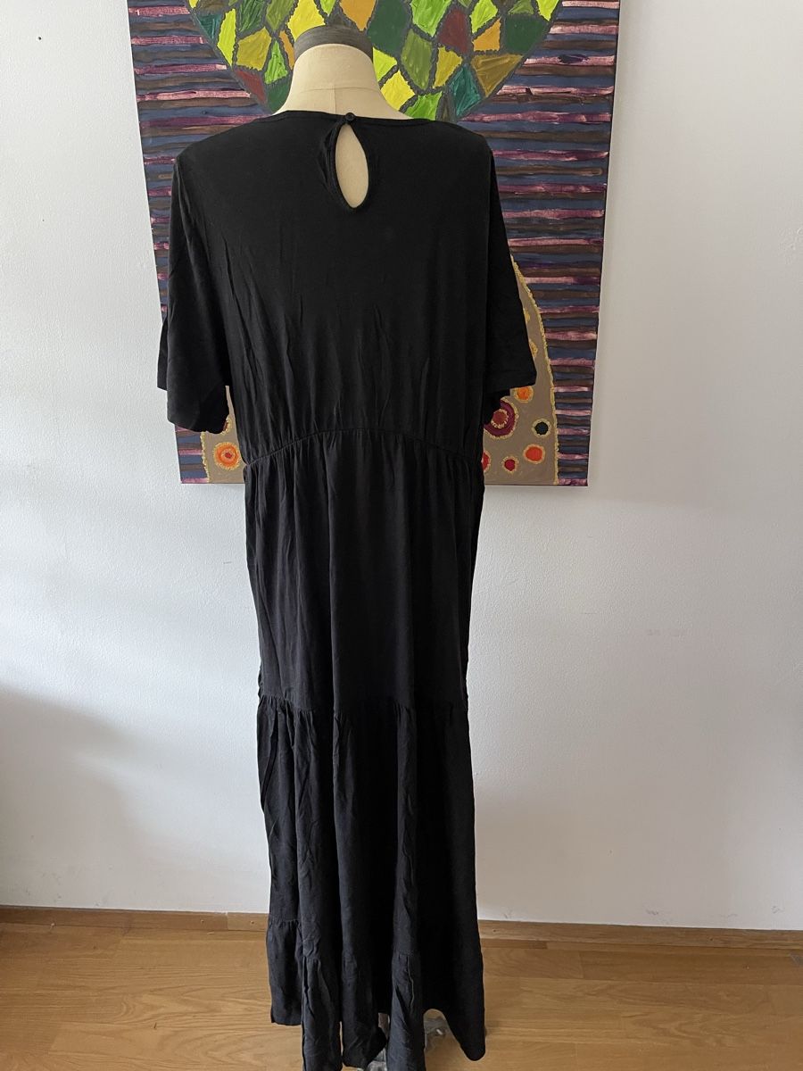 Only Vestiti: Maxikleid von Only Maternity Gr.XXL – Usato da Stallikon venduto da BaumArt 2