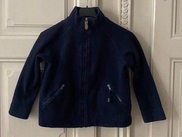 Lotti di vestiti: Fleece Jacke und Regenjacke 128 – Usato da Fribourg venduto da geraldine132 1