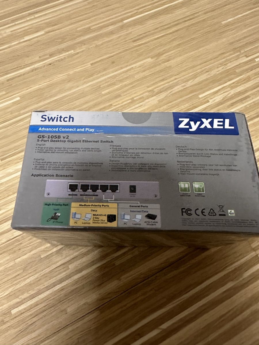 Zyxel Hub & Switch: Switch Zyxel GS-105B v2 – Nuovo e nell'imballaggio originale da Bülach venduto da kay_k7dg 1