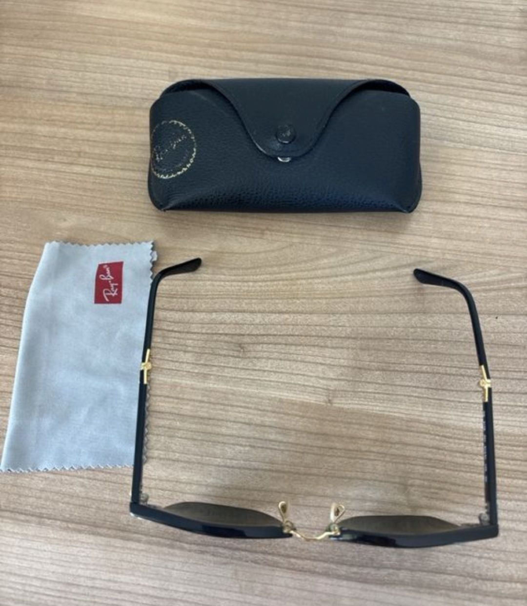 Ray-Ban Lunettes & Verres: Rayban Clubmaster Sonnenbrille – D'occasion à Benglen par Janine_25 1