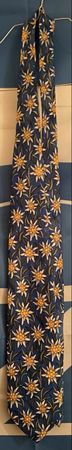 Elegante Krawatte mit Edelweiss-Muster, Top Zustand!