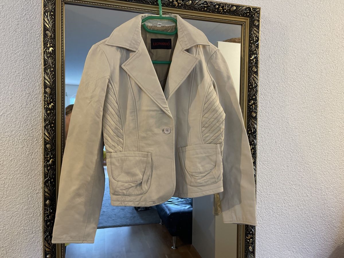 Giacche: Leder Jacke – Nuovo (secondo la descrizione) da Birmensdorf ZH venduto da irina61