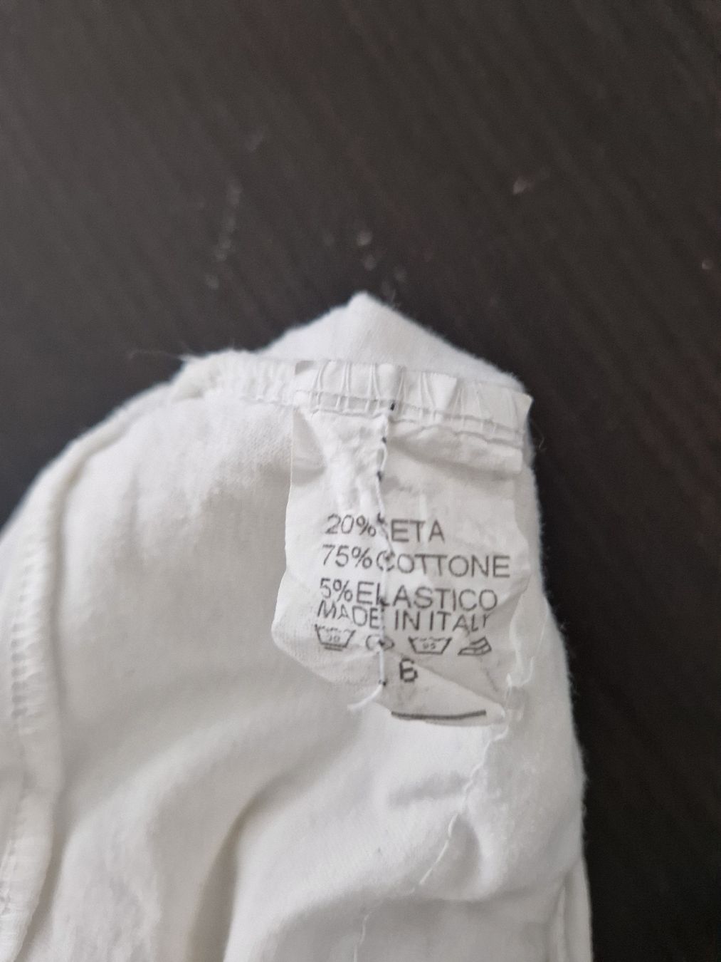 Tops: White Cotton Blend Top with Ruffles – Gebraucht aus Bassersdorf von DonSolo 4