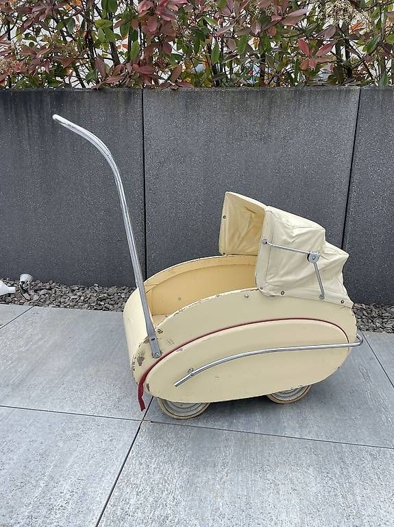 Carrozzine: Poussette vintage – Usato da Bevaix venduto da Greg999 1