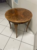 Runder Beistelltisch aus Holz furniert akzeptabel