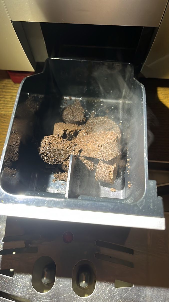 De'Longhi Kaffeemaschinen & Espressomaschinen: Delonghi Kaffeemaschine – Gebraucht aus Root von PartsH.H 3