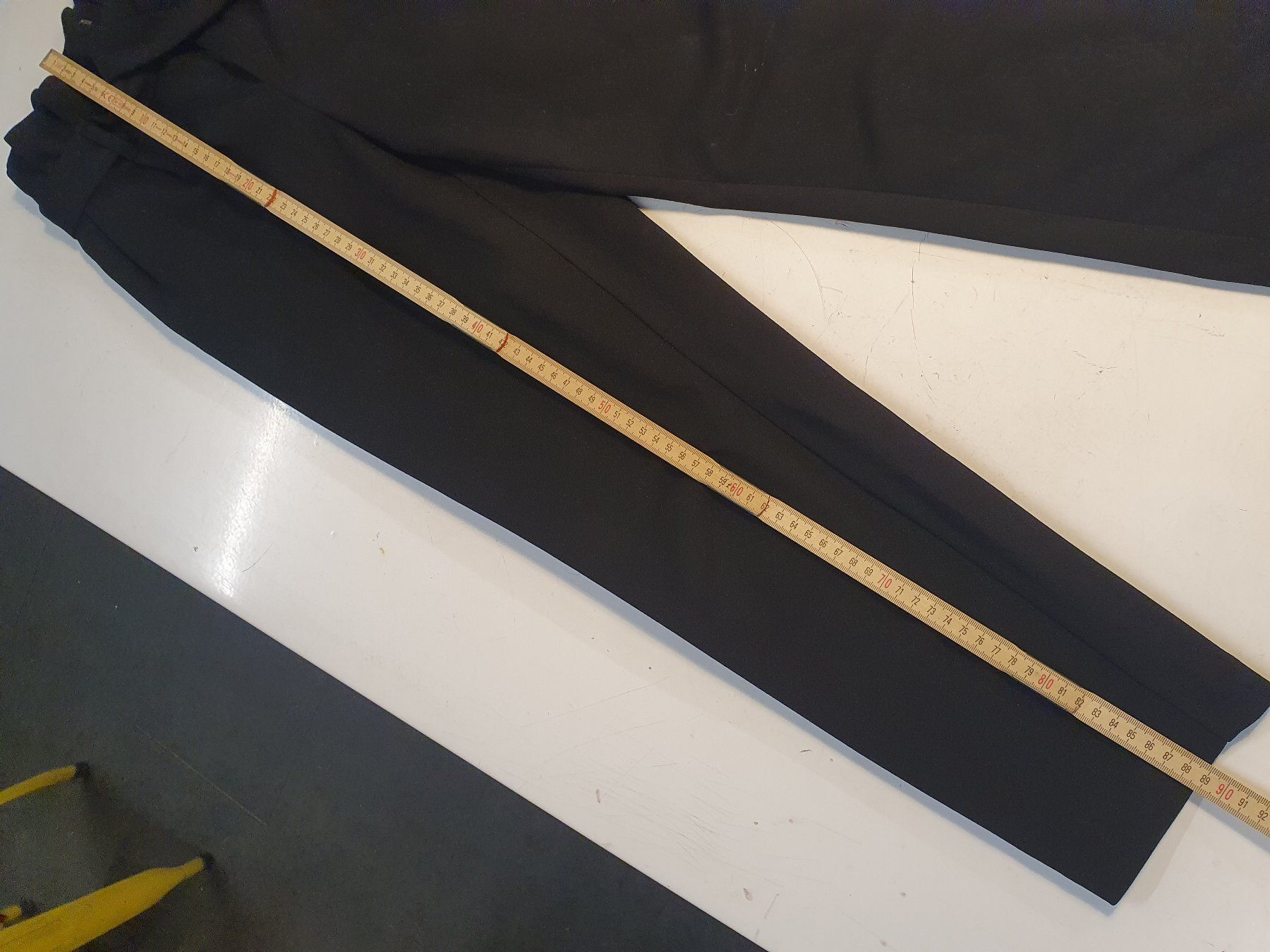 Only Pantaloni: Only Anzughose schwarz grösse 34 – Usato da Zürich venduto da loosebone 2