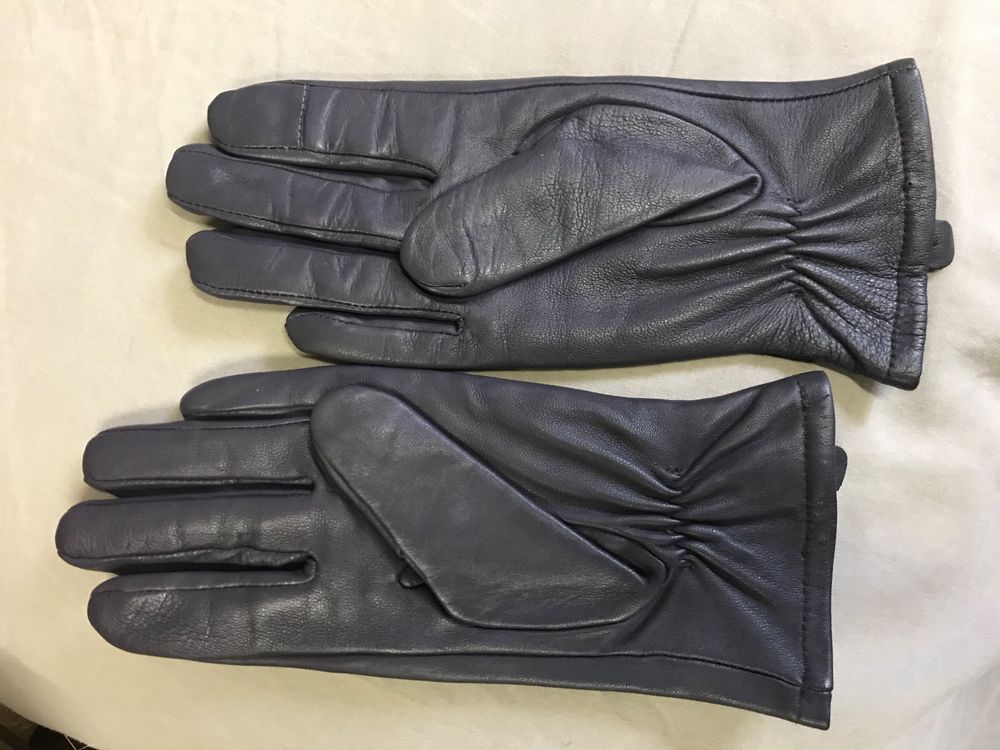 Gants & mitaines : Lederhandschuhe grau – D'occasion à Zürich par Danizh 1