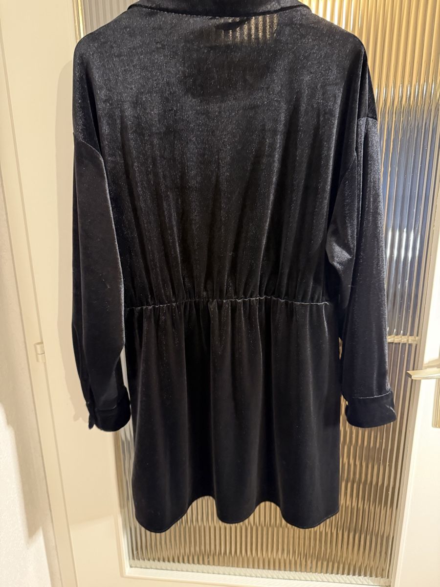 Zara Vestiti: Robe Zara noir velours – Nuovo (secondo la descrizione) da Monthey venduto da iri_9pt5 3