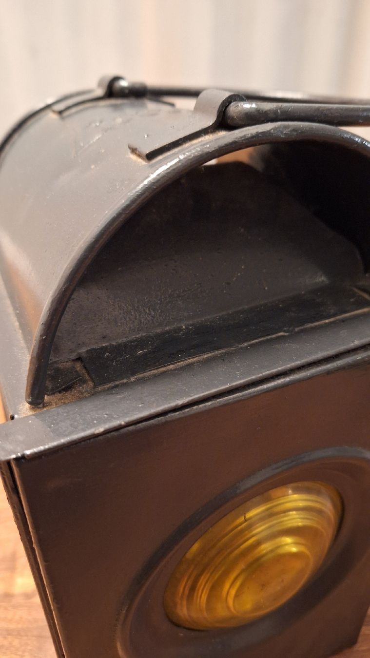 SBB/CFF/FFS Lampade: Antike Bahnlampe Locher – Usato da Dornach venduto da bals28 4