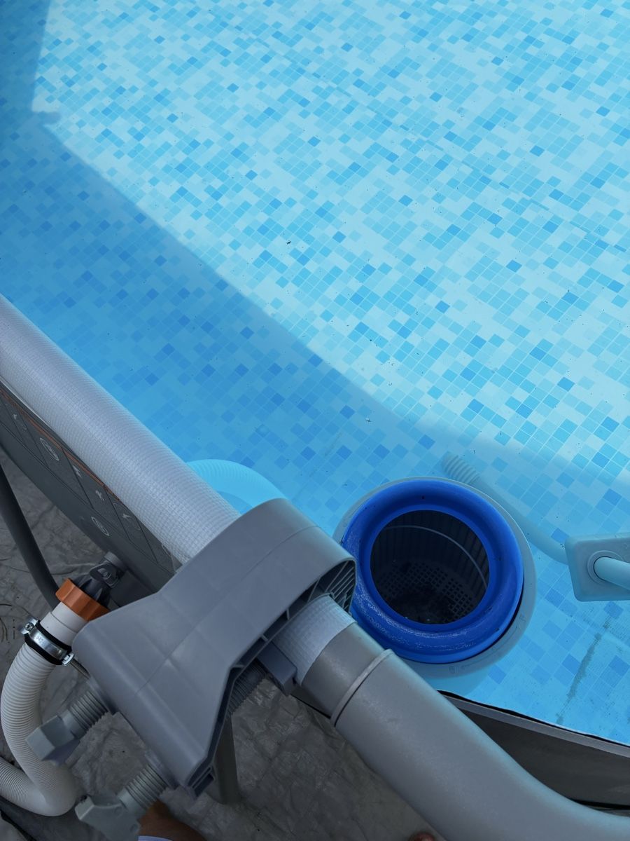 Bestway Riscaldamento: Sandfilterpumpe mit Skimmer und Bällen – Usato da Möhlin venduto da dpcom9 1