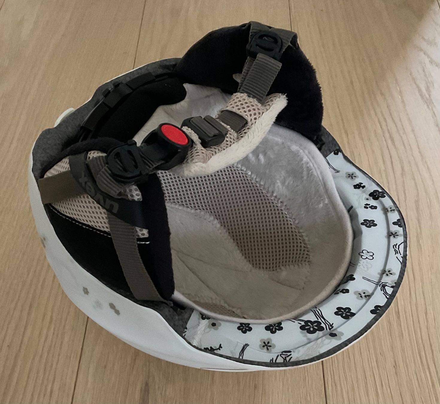 Uvex Caschi: Skihelm Damen Marke uvex – Usato da Amriswil venduto da Chmm1 3