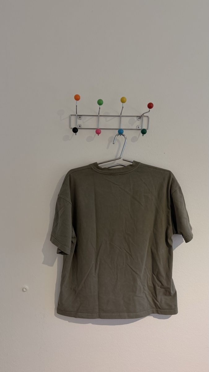 Pesoclo T-Shirts: PESO T-Shirt Olive Green – Gebraucht aus Unterägeri von ogatterm 3