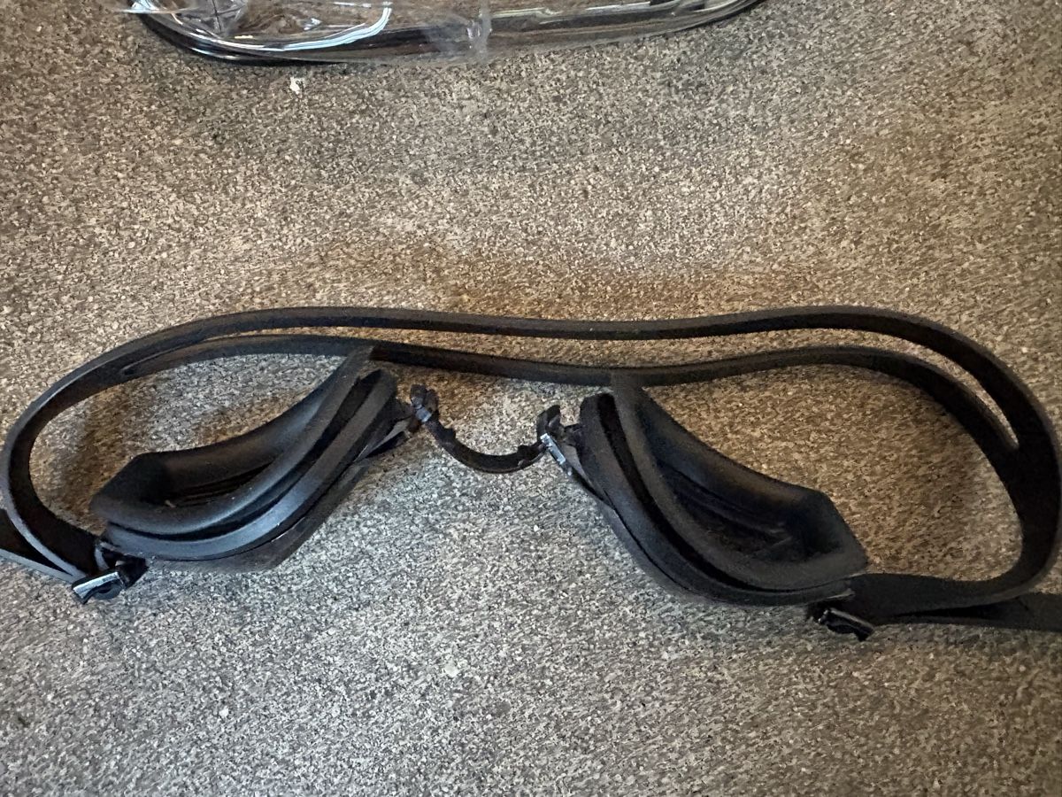 Brillen & Gläser: Lunettes de Natation avec correction hypermétropie – Neu und originalverpackt aus lausanne von cat_q9l6 1