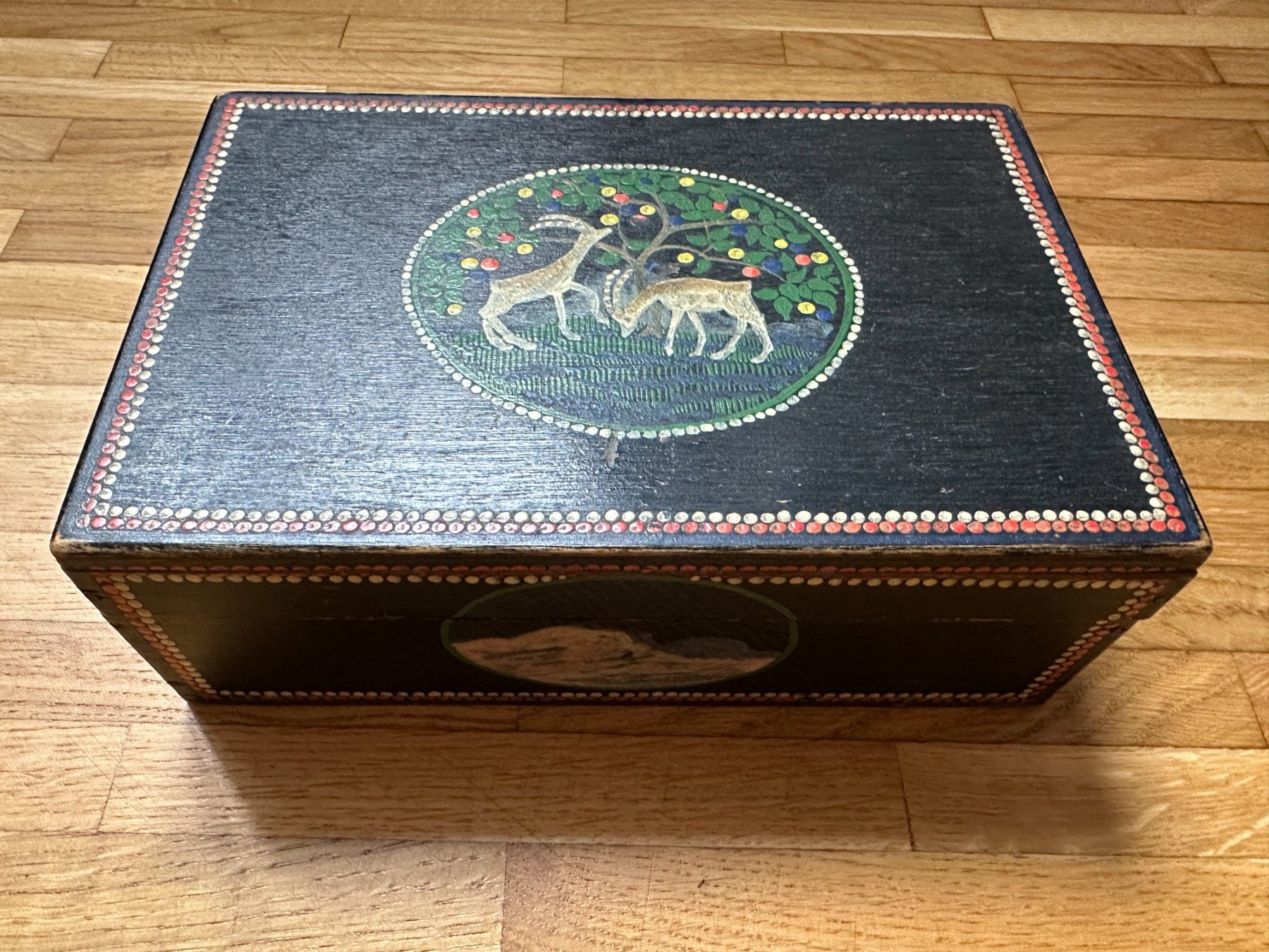 Sonstige Dekorationen & Accessoires: Wooden box 20 x 10 x 4.5 – Gebraucht aus Lausanne von brixton 1