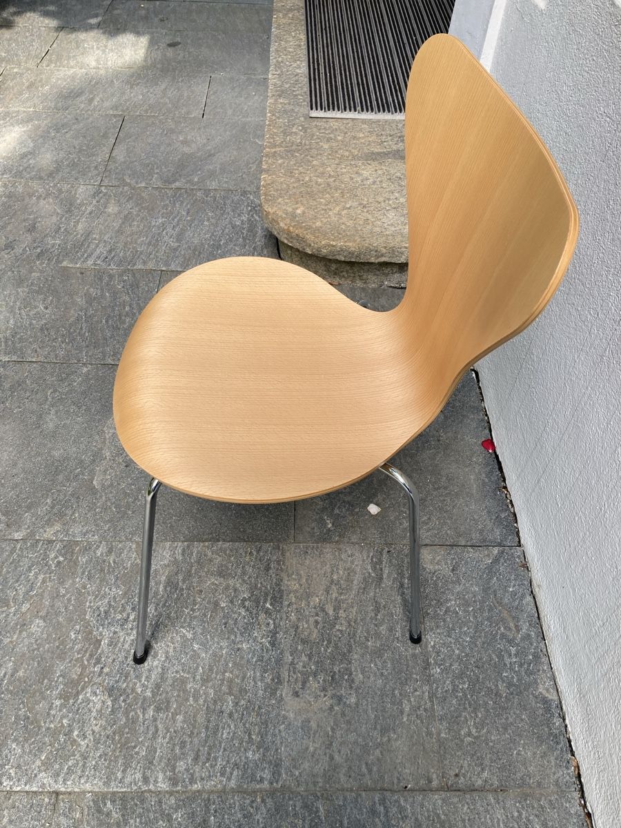 Fritz Hansen Sedie: Fritz Hansen 3 Chairs by Arne Jacobsen – Usato da Zürich venduto da Maki333 2