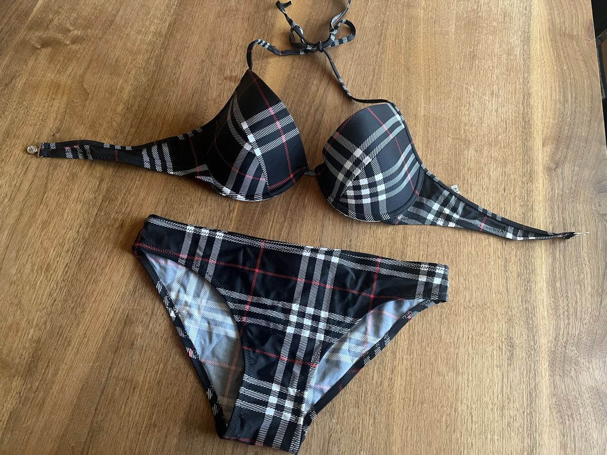 Burberry Costumi da bagno & Bikini: Bikini Burberry Gr 38 – Nuovo e nell'imballaggio originale da Aarberg venduto da Jakaro
