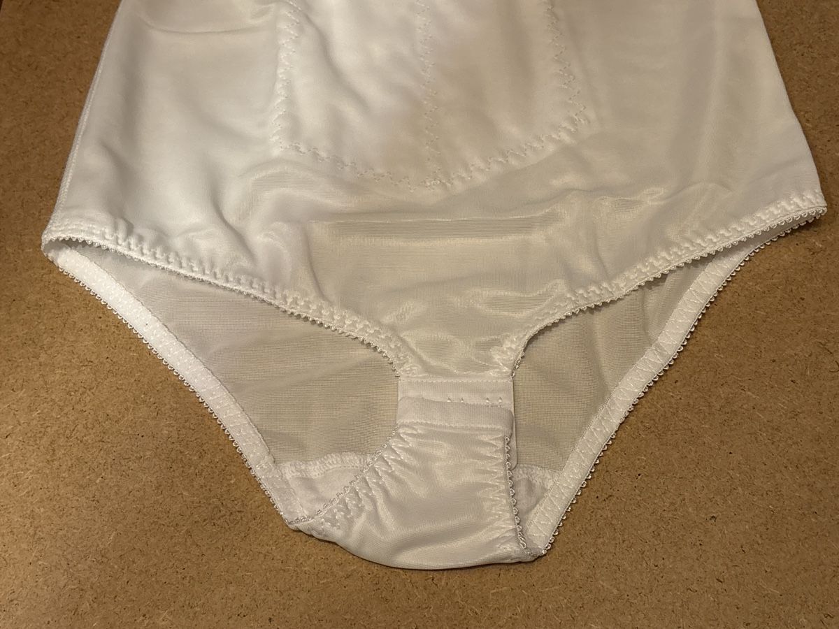 Altra biancheria intima: Kompressions Unterbrust Body – Nuovo (secondo la descrizione) da Rümlang venduto da Sambas19 3