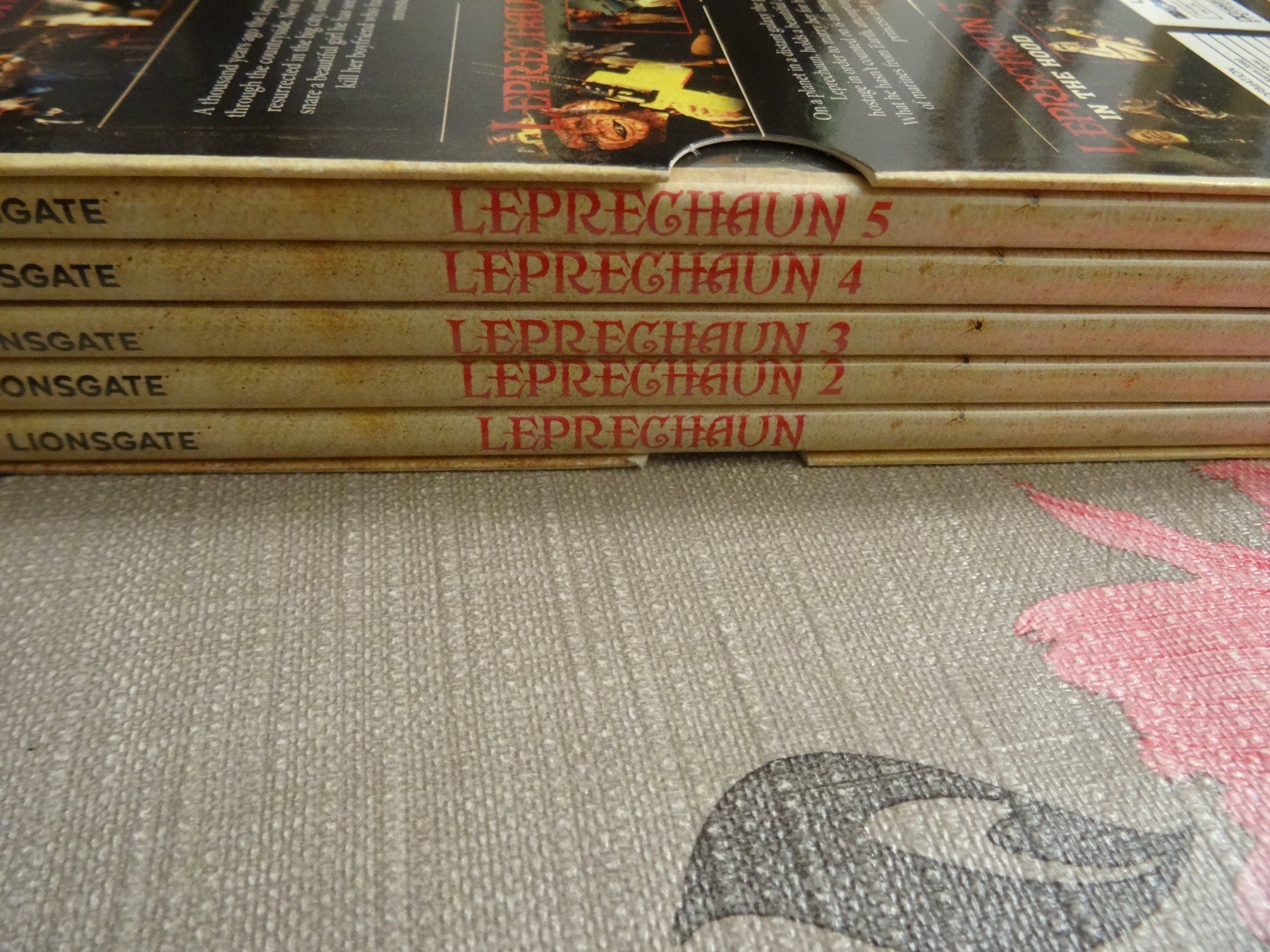 Tutti i DVDs: Leprechaun Collector's Box, 5 DVDs ENGLISCH – Usato da Olten venduto da Disc-Ausverkauf 1