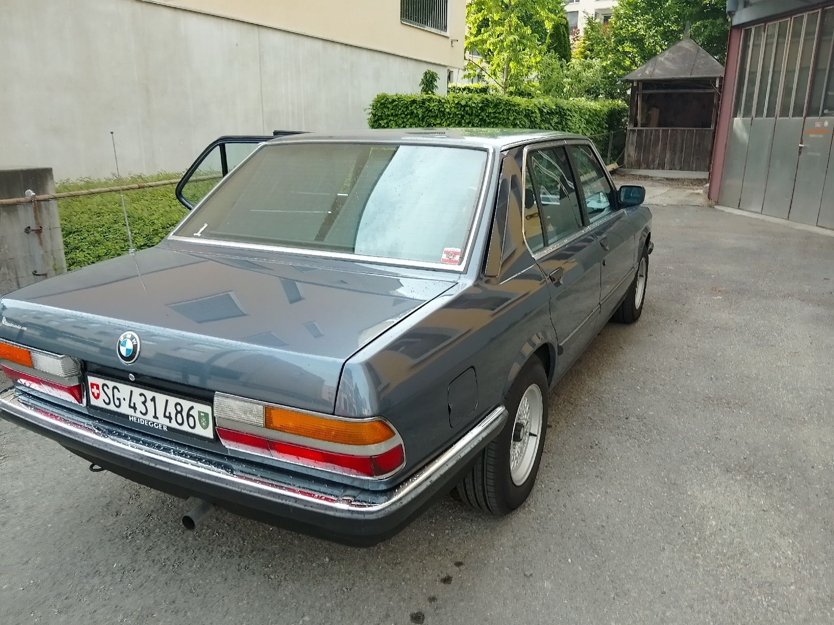 BMW Automobili: Bmw E 28 520i – Usato da Altstätten SG venduto da luc_lw2z 6