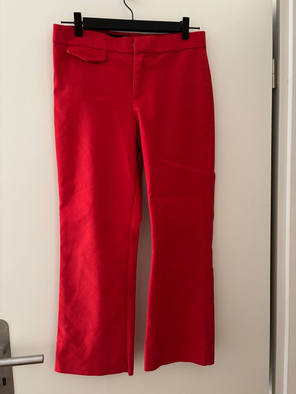 Zara Hosen: pantalon rouge, taille M. – Gebraucht aus Neuchâtel von Zoilab