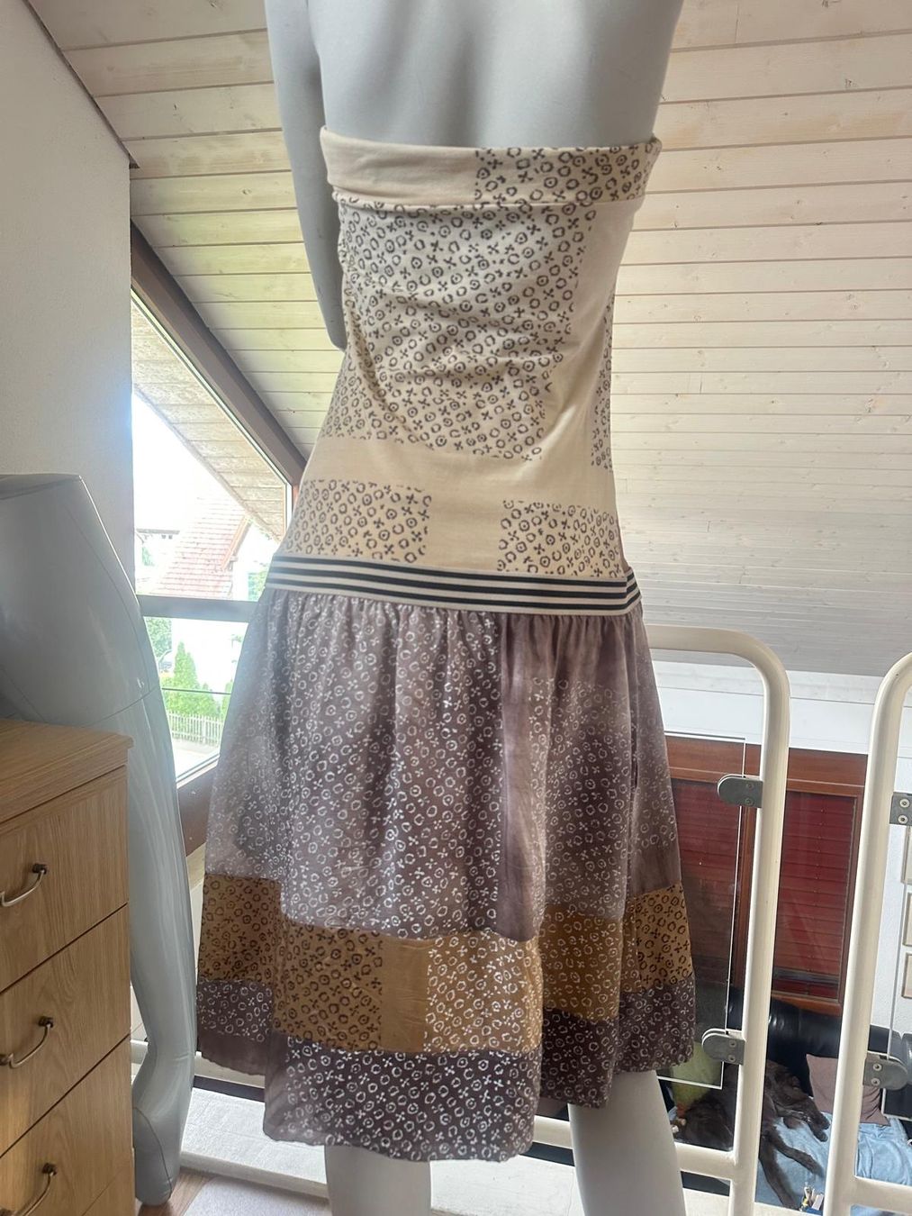 Vestiti: Seidenkleid von PIANURA STUDIO – Usato da Neuhausen venduto da Lechasseur 3