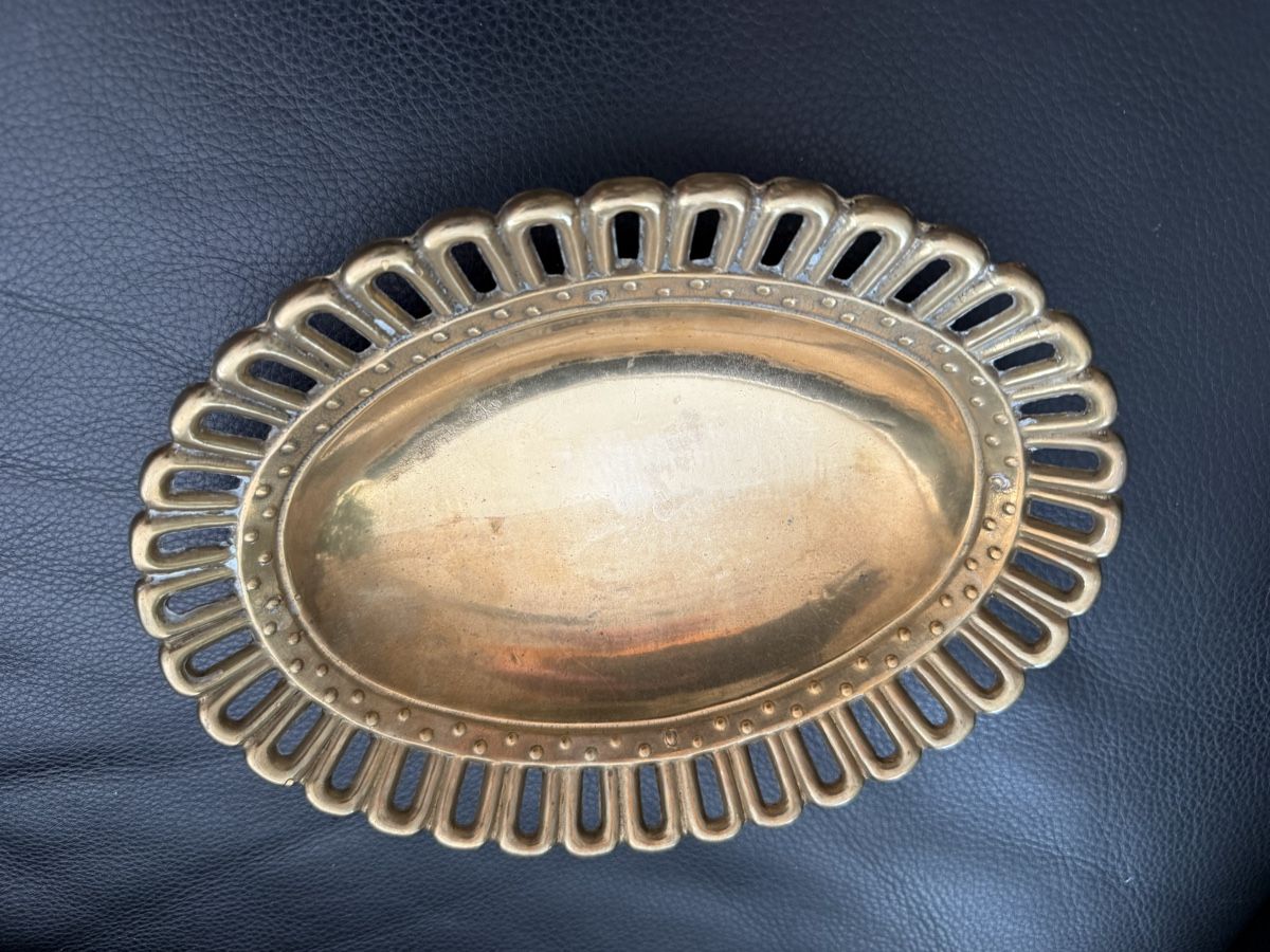 Ciotole: Antike schwere Schale Messing / Bronze oval 26cm – Usato da Goldach venduto da Donpancho 1