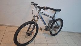 Mountainbike Kona Bear Dee-Lux