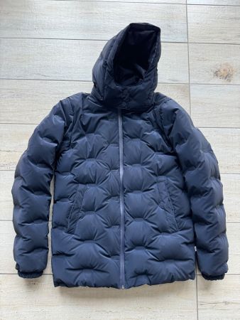 Boss Daunenjacke in sehr gutem Zustand Gr. 16 M
